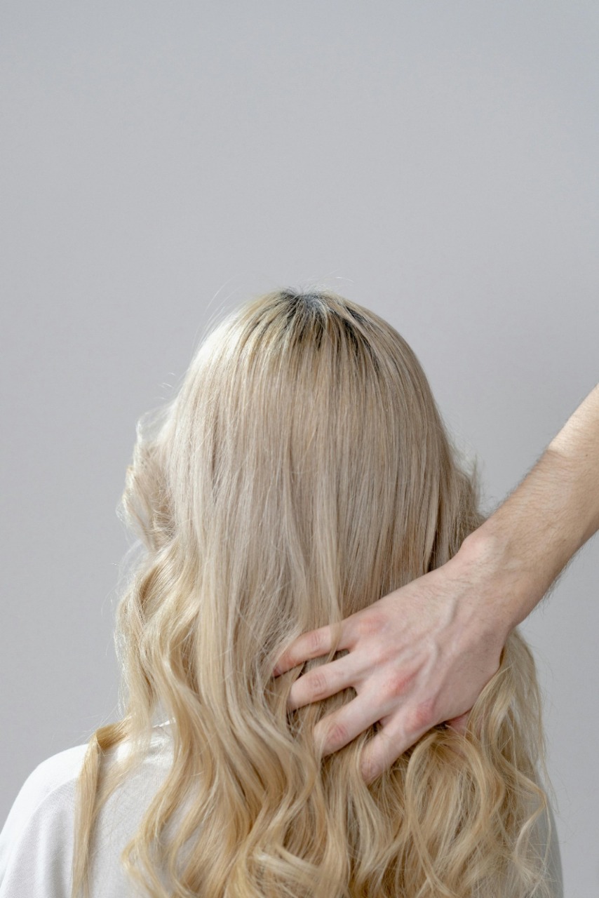 A Beginner’s Guide to Applying Hair Extensions